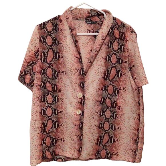 Shein Women’s Pink Snake Skin Print 2 Piece Short Sleeve Pajama Set Size XL 12 - Picture 1 of 6
